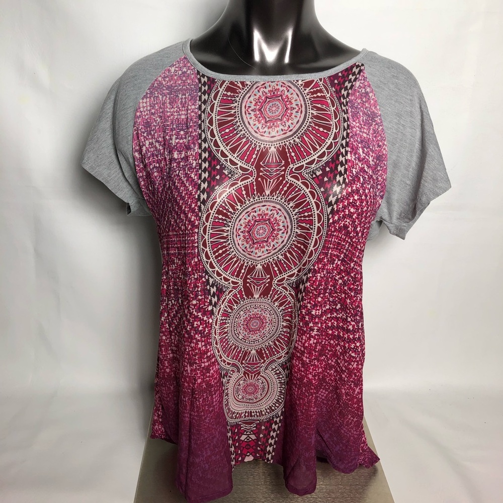 Unity World Wear Women’s Top